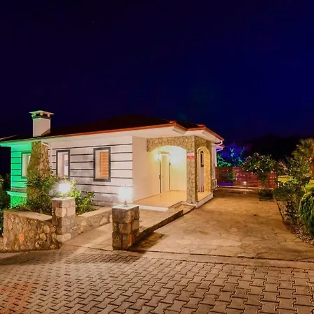 You Will Love This Luxury 4 Bedroom Villa, 1005 *
